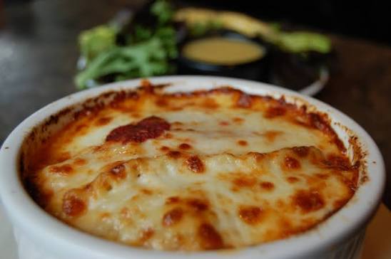 The Brown Bottle signature dishes Seafood Lasagna
Rosemary Cashew Pasta
Orange Roughy Parmesan